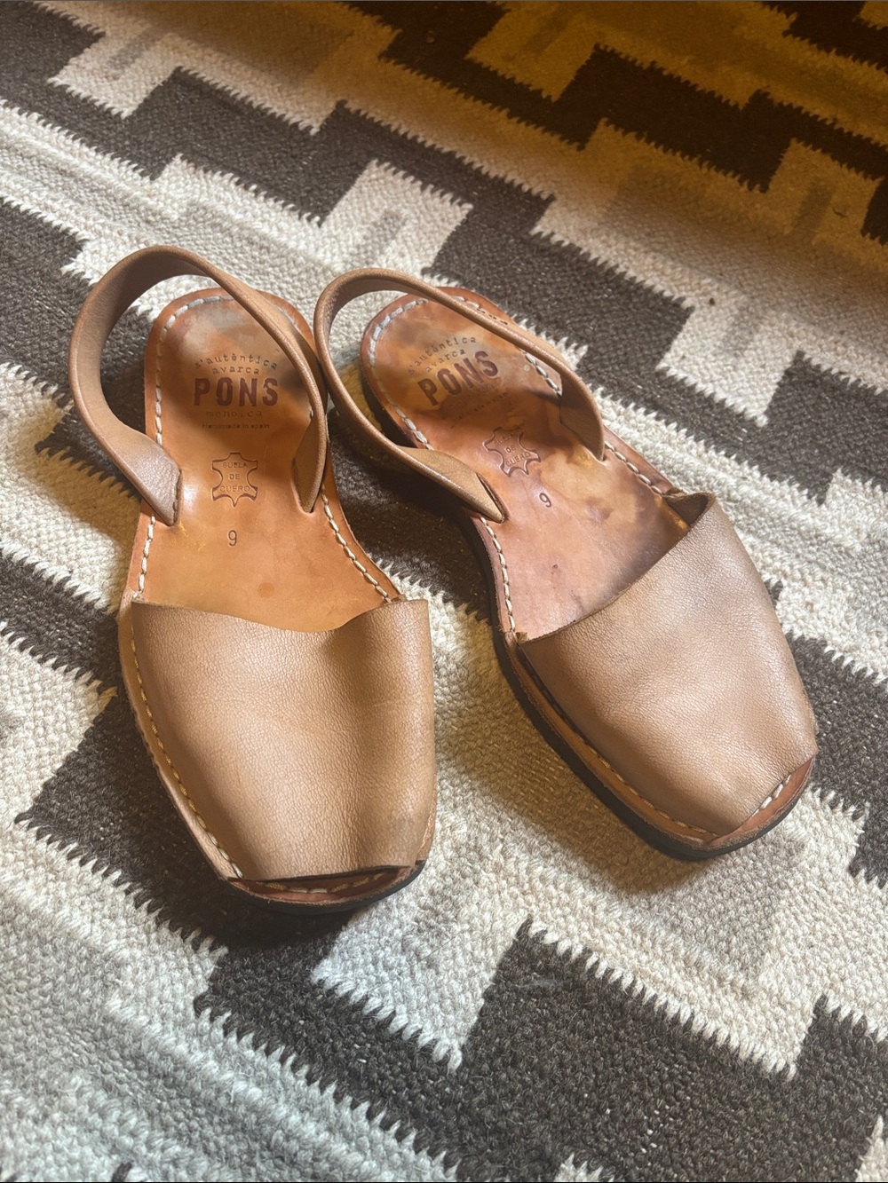 Pons Sandals size 9